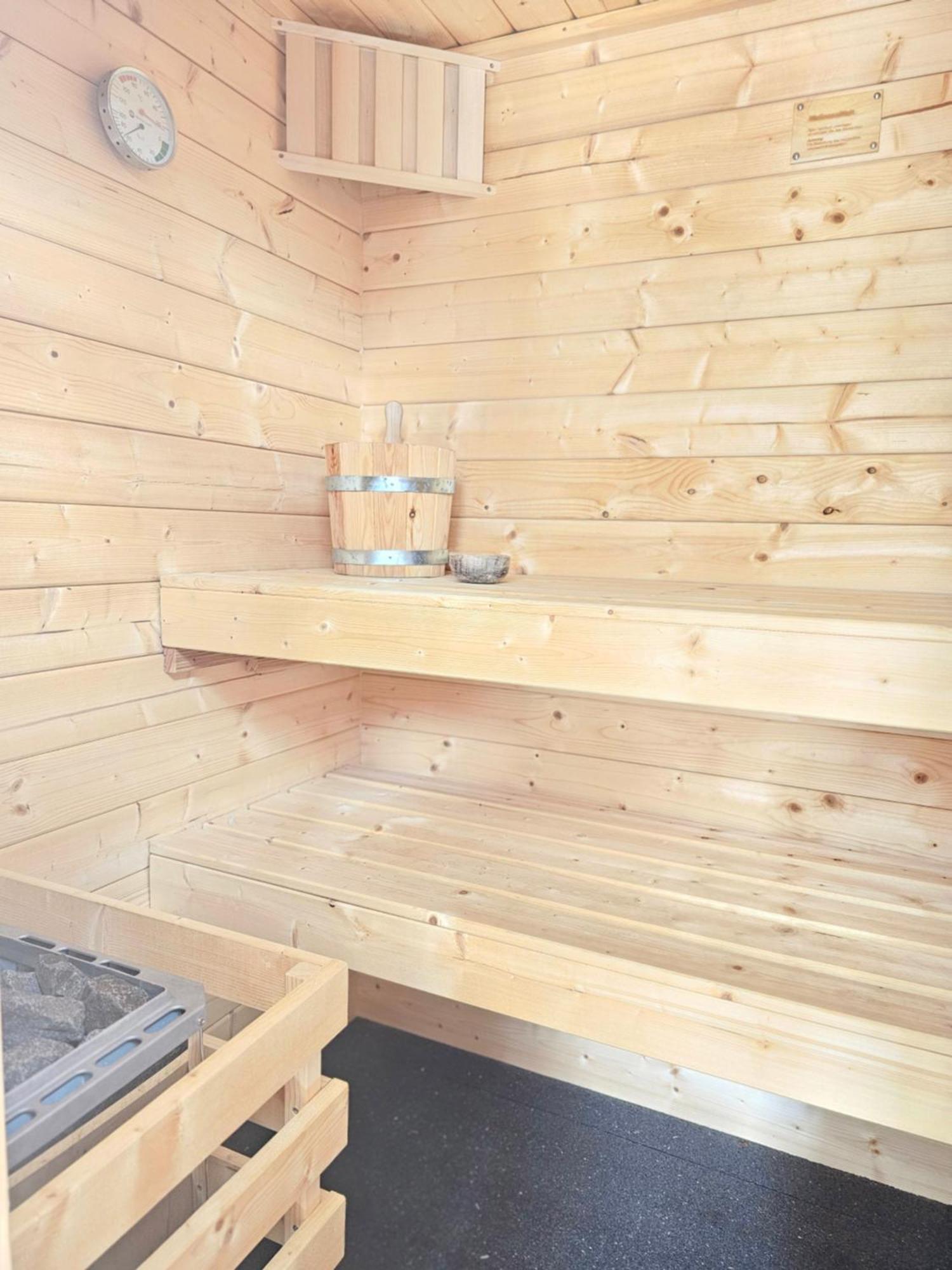 Black Forest I Sauna Auf Dem Balkon I Boxspring I Nespresso I Ausblick I Wasserfaelle Im Ort Todtnau Luaran gambar