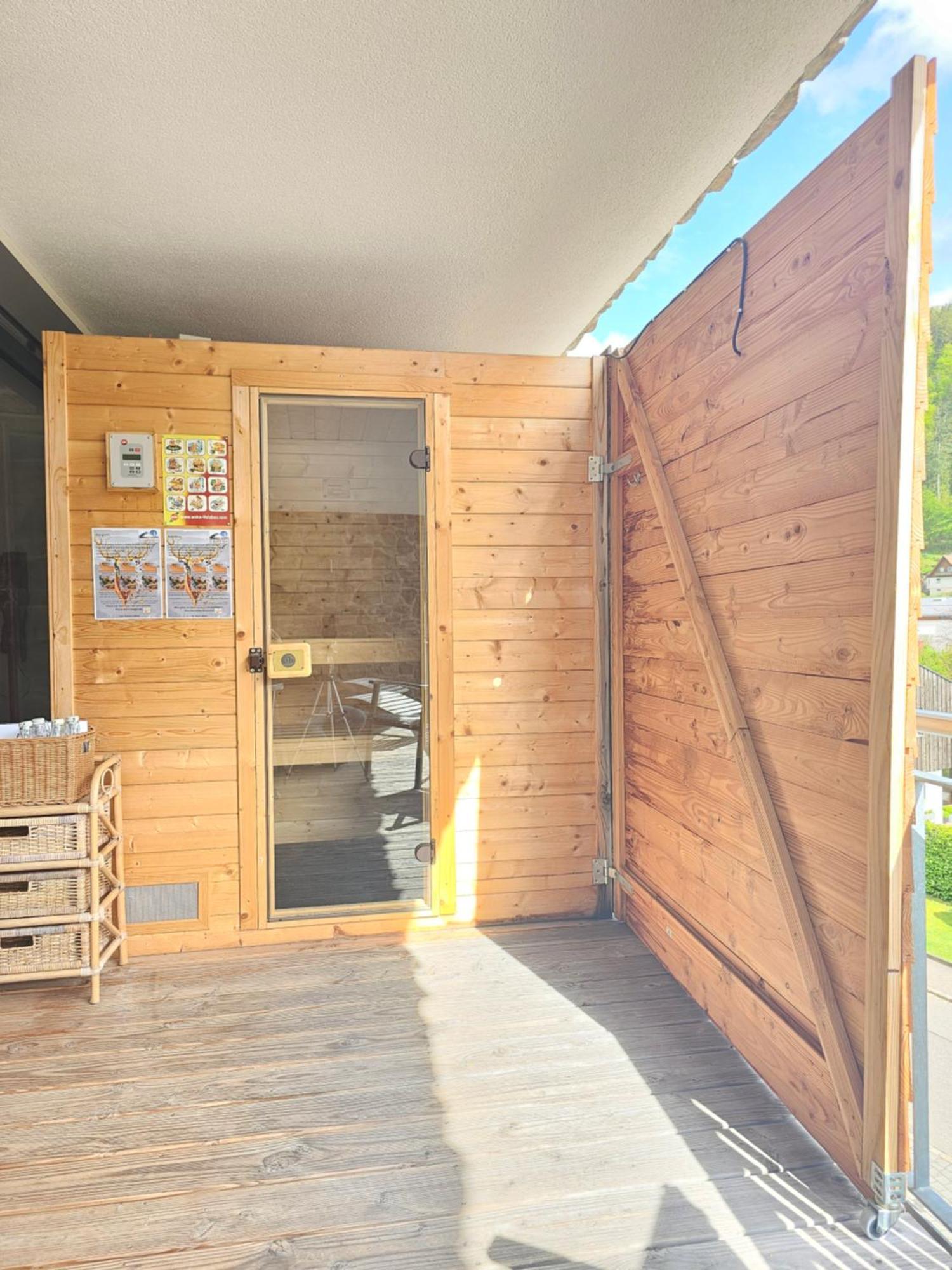 Black Forest I Sauna Auf Dem Balkon I Boxspring I Nespresso I Ausblick I Wasserfaelle Im Ort Todtnau Luaran gambar