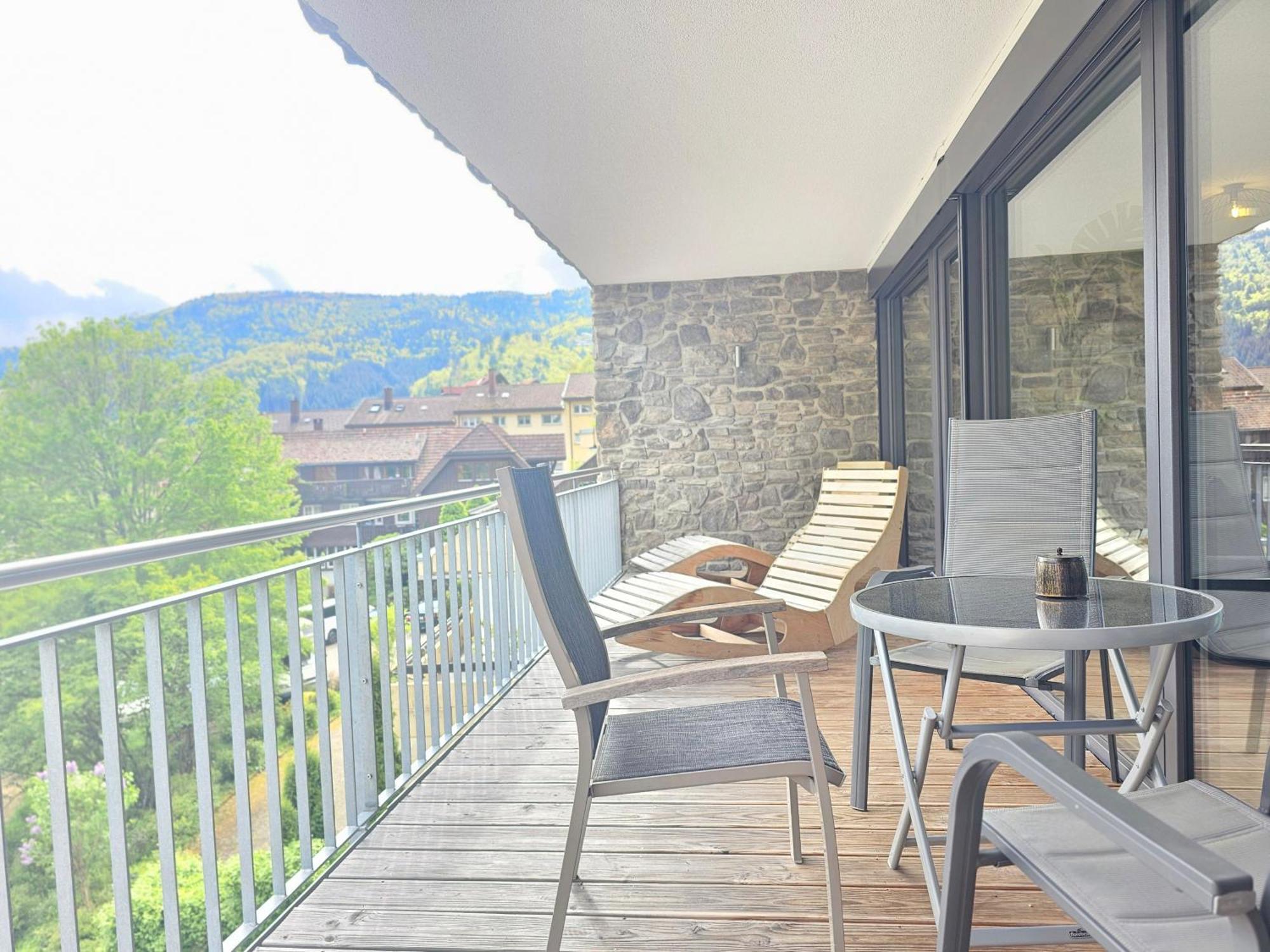 Black Forest I Sauna Auf Dem Balkon I Boxspring I Nespresso I Ausblick I Wasserfaelle Im Ort Todtnau Luaran gambar
